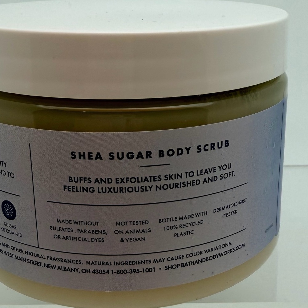 Bath & Body Works Aromatherapy Lavender Vanilla Shea Sugar Scrub - Picture 2 of 5